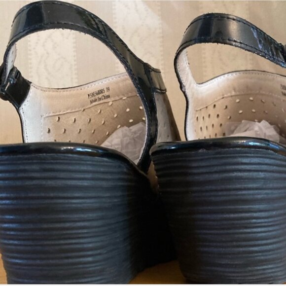 New FLY LONDON Women’s Yile Black/Tan Wedge Sandal Shoes 39 US 8 / 8.5 Peep Toe - Picture 6 of 12